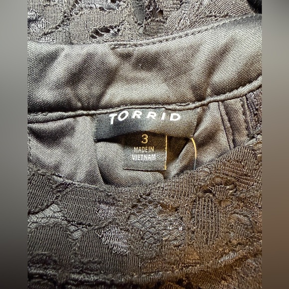 Torrid Black Lace Sleeveless Blouse Boho Grunge 
Flowy Chic Sexy Classy - Picture 4 of 6